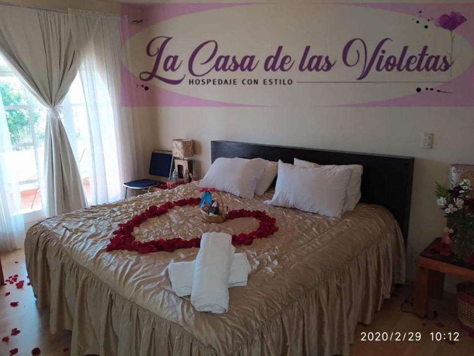 HOTEL LA CASA DE LAS VIOLETAS VILLA DEL CARBON (Mexico) - from US$ 73 |  BOOKED